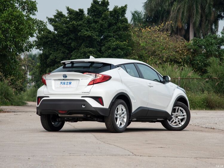 Toyota C-HR Hybrid 2023